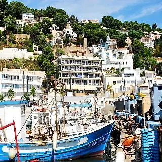 Nautic Hotel 3*