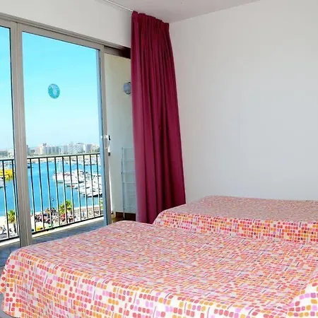 Nautic Hotel