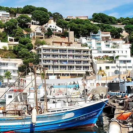 Nautic Hotel 3*